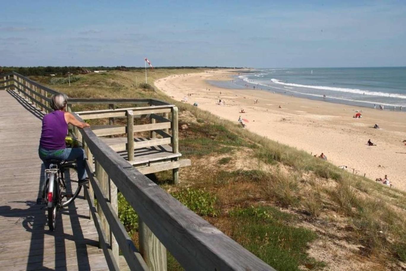 Tres Belle Villa Avec Piscine Le Bois-Plage-en-Ré Eksteriør billede